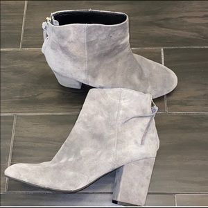 Size 9 Steve Madden grey suede ‘Cynthia’ bootie
